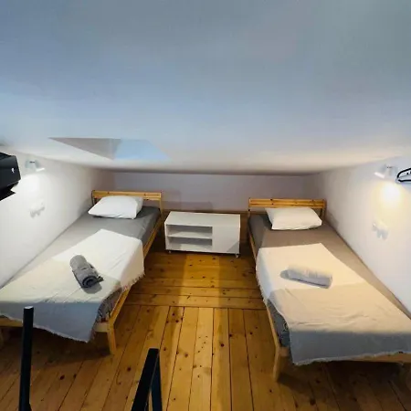 Regina Maris Apartment